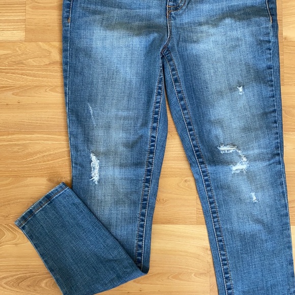 Seven7 TummyLess Skinny Jeans - Picture 9 of 16